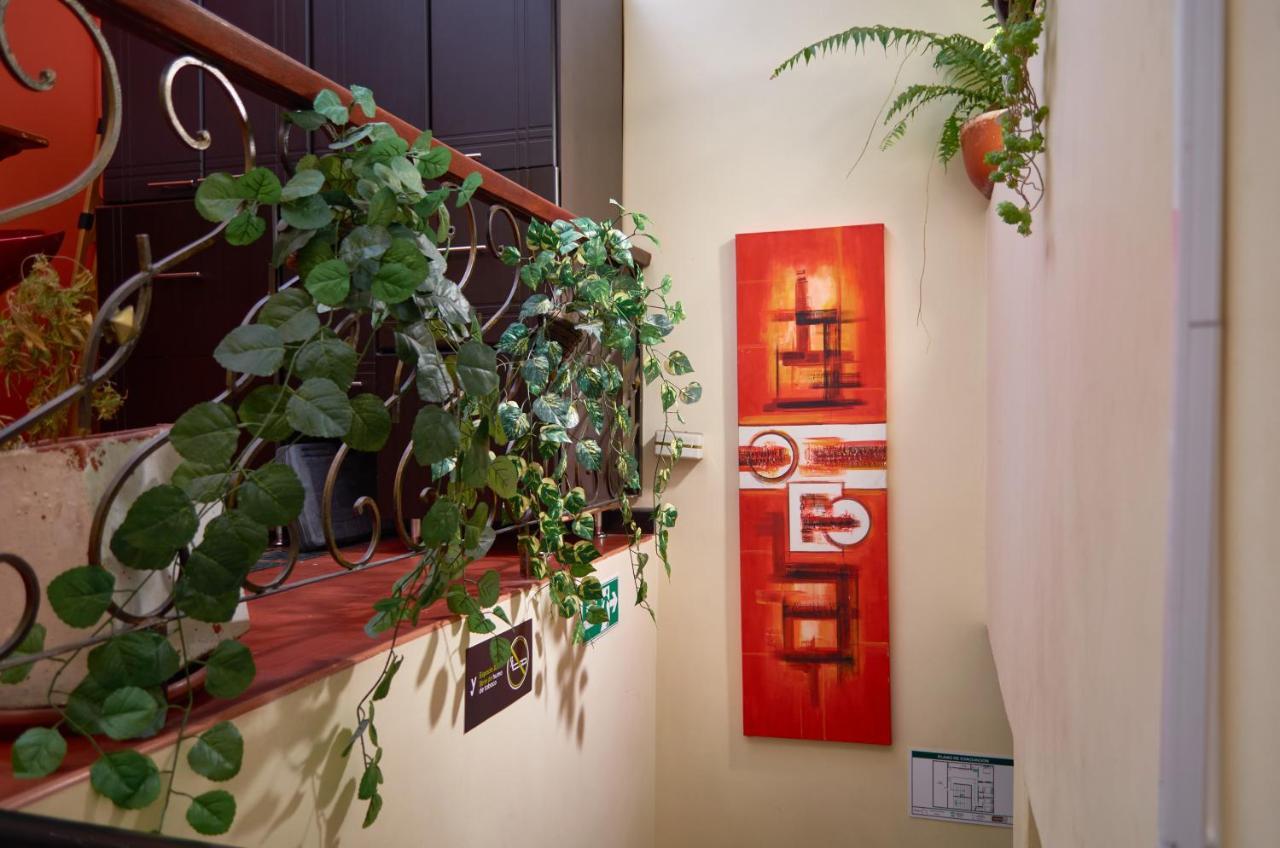 Hotel Alojate In โบโกตา ภายนอก รูปภาพ