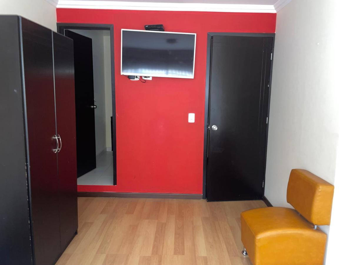 Hotel Alojate In โบโกตา ภายนอก รูปภาพ