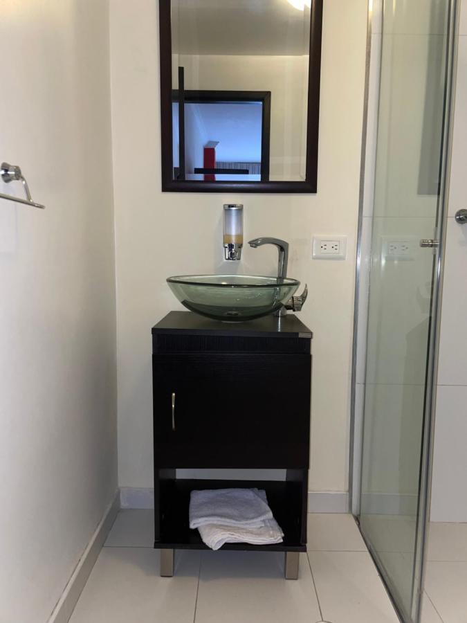 Hotel Alojate In โบโกตา ภายนอก รูปภาพ